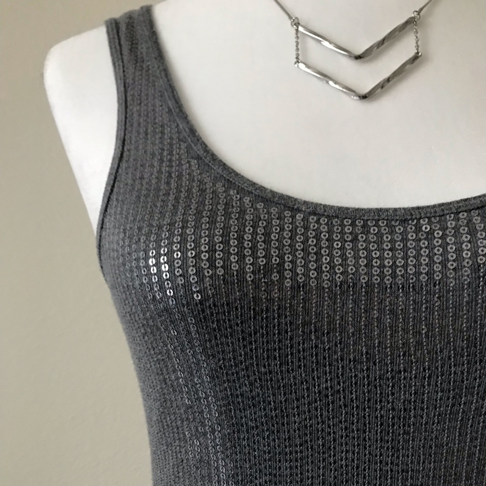 🖤EXPRESS sexy basic tank🖤 - Picture 2 of 3
